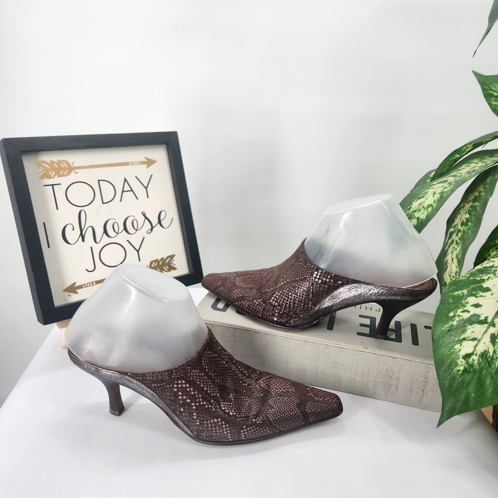 Donald Pliner Lorne Vintage Snake Emboss Leather Kitten Heel Mules Rare HTF 7.5M